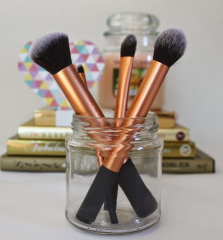 [REVIEW]: Real Techinques Core Collection