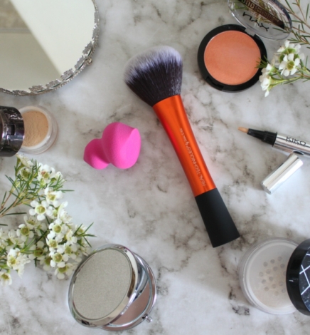 [BEAUTY]: Real Techniques Powder Brush & Miracle Sculpting Sponge