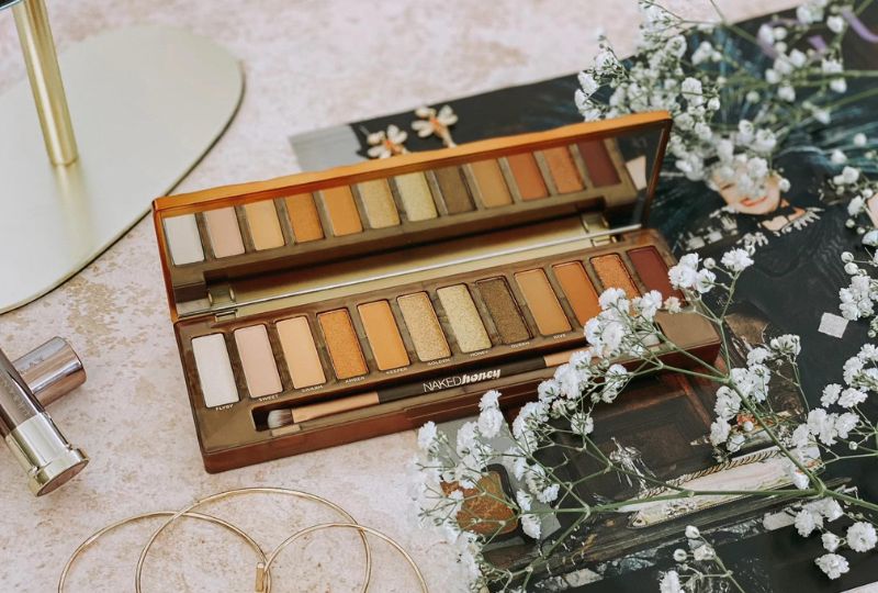 [BEAUTY]: Urban Decay Naked Honey Palette