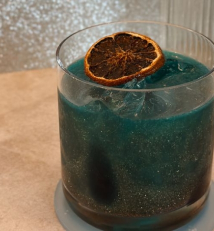 [DRINK] Mezcal Blue Moon Cocktail – Smoky, Citrusy & Sparkly