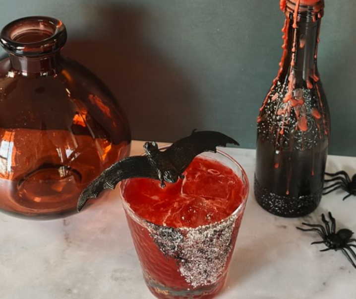 [DRINK]: Dracula’s Blood Cocktail | #CocktailsWithCassidy